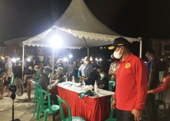 Gelar Vaksinasi di Taman Berkampung, Masyarakat Antusias ingin Divaksin