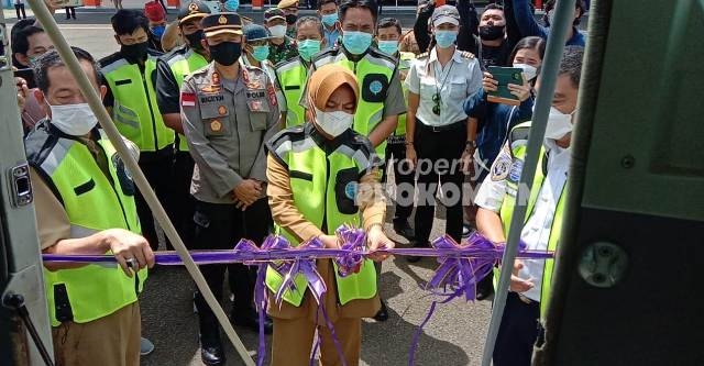 Bupati Laura Launching Penerbangan SOA Penumpang Tahun 2022