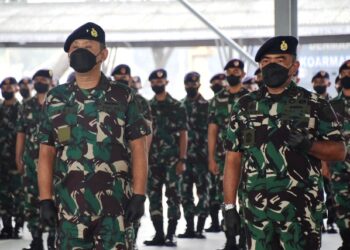 Kolonel Laut (P) Fauzi Gantikan Laksamana Pertama TNI Edi Krisna Murti Pimpin Lantamal XIII