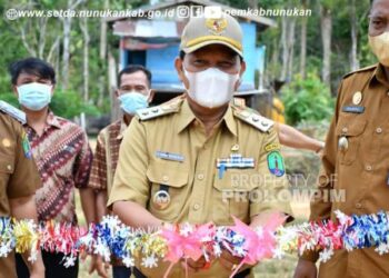 Hadiri Syukuran Perpindahan Desa Labuk, Wabup Hanafiah: Membangun Peradaban Baru untuk Generasi akan Datang