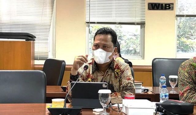 Hasan Basri Berikan Pertimbangan Terhadap RUU Pendidikan Kedokteran