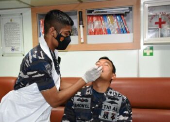Lantamal XIII Laksanakan Swab Massal dan Vaksinasi Booster