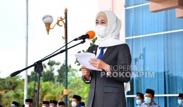 Bupati Laura Ajak Pegawai Perbanyak Bersyukur