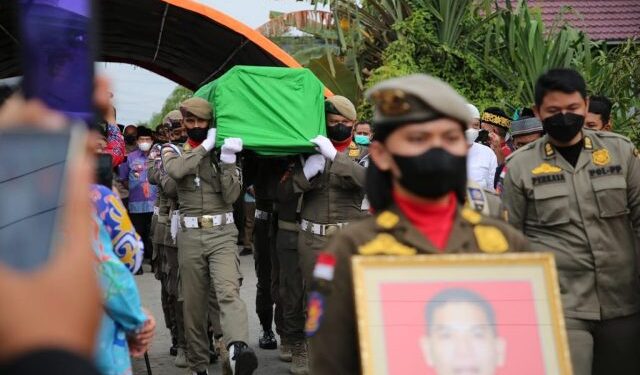Kepala Perwakilan Ombudsman Kaltara Tutup Usia, Gubernur Zainal dan Wagub Yansen Beri Penghormatan Terakhir