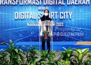 Bupati Laura Sambut Baik Sosialisasi Transformasi Digital Menuju Smart City