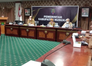 Gerak Cepat Bupati Laura dalam Pencegahan Varian Omicron dan Percepatan Vaksinasi