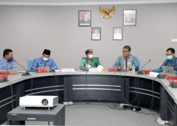 Gubernur Zainal Instruksikan Tindaklanjuti Hasil Audit BPK