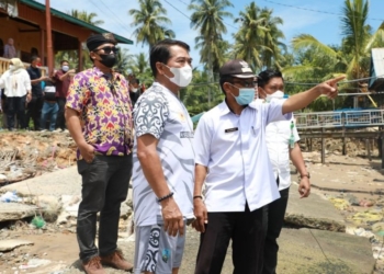 Gubernur Zainal Tinjau Lokasi Abrasi di Tanjung Aru