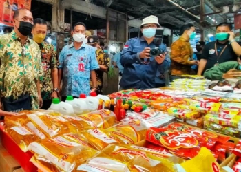 Penyesuaian Harga Minyak Goreng Mulai Diikuti Swalayan Lokal