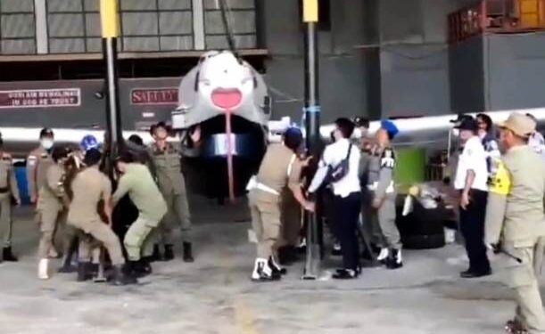 Gubernur Zainal Tegaskan Murni Persoalan Bisnis to Bisnis, Pemkab Malinau Jelaskan Tahapan Pemindahan Pesawat Susi Air