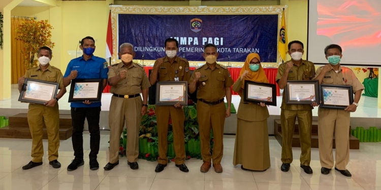 Berikan Penghargaan, Wali Kota Khairul Ajak Perangkat Daerah Berlomba-lomba Dalam Kebaikan