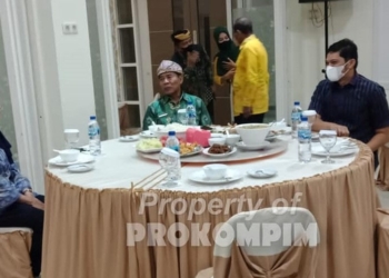 Bupati Laura Sambut Tamu di Acara Malam Ramah Tamah Peringatan HUT Satpol PP dan Linmas se-Kaltara