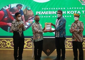 Komitmen Wujudkan Akuntabilitas, Wali Kota Khairul Serahkan LKPD Tarakan Tahun Anggaran 2021