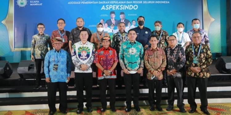 Gubernur Zainal Soroti 11 Sektor Ekonomi Kelautan di Rakornas Aspeksindo