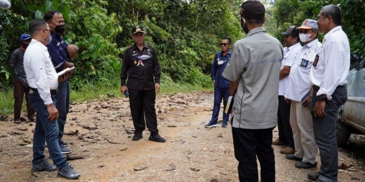 Wagub Yansen Berikan Atensi Khusus Terkait Penanganan Jalan Sumalindo