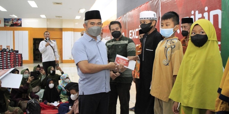 Wali Kota Apresiasi Program Baznas Tarakan Belanja Bareng Yatim dan Kaum Dhuafa