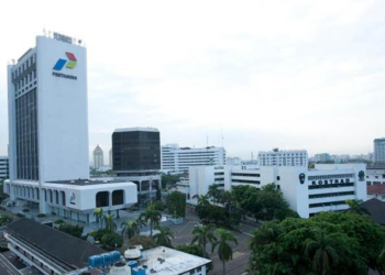 Sidak Integrated Terminal Makassar, Direksi Pertamina Pastikan Kesiapan Sarfas dan Keandalan Suplai BBM dan LPG