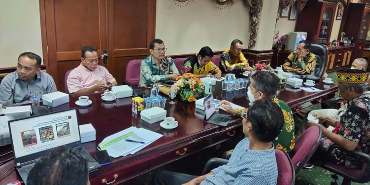 Sekda Serfianus Terima Kunjungan Kerja Pemkab Sumenep