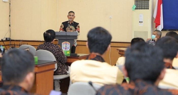 Wali Kota Khairul Lepas Peserta Pesparawi Nasional