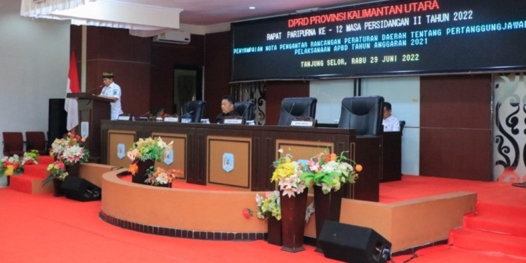 Pemprov Kaltara Serahkan Nota Pengantar Pertanggungjawaban APBD 2021