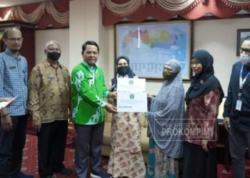 Pemkab Nunukan Beri Bantuan Keuangan Kepada Pelaku Usaha Terdampak Covid-19