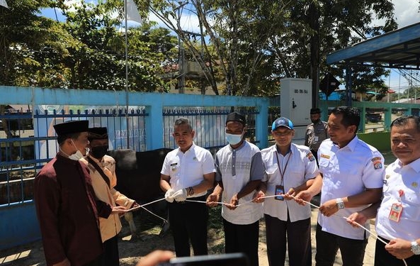 Berkurban 5 Ekor Sapi, Wali Kota Apresiasi Perumda Tirta Alam Tarakan