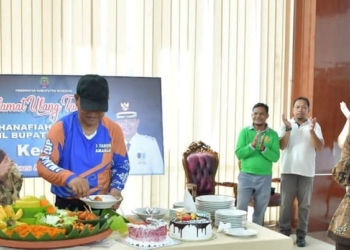 Bupati Laura Beri Ucapan Selamat Ulang Tahun Kepada Wabup Hanafiah