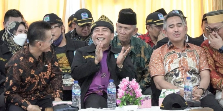 Gubernur Hadiri Pelantikan Pengurus FKKRT Tarakan