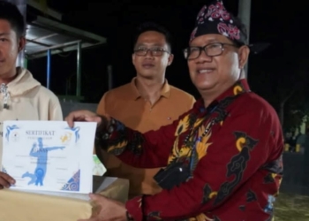 Hadiri Perpisahan Mahasiswa KKN UBT di Desa Binusan