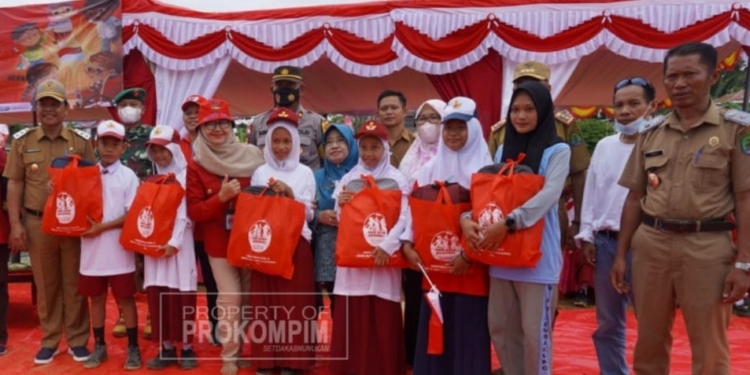 Wabup Hanafiah Hadiri Puncak HAN di Desa Atap