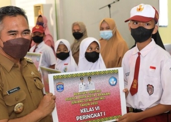 Wujud Komitmen, Pemkot Tarakan Kembali Distribusikan Beasiswa Prestasi