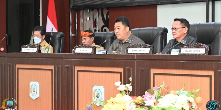 Ketua DPRD Kaltara Pimpin Rapat Paripurna Penyampaian Nota Pengantar Ranperda APBD Perubahan TA 2022