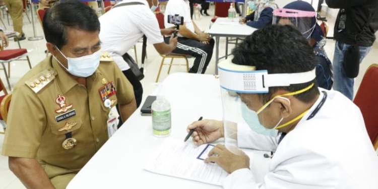 Nakes Jadi Sasaran Utama Booster Kedua