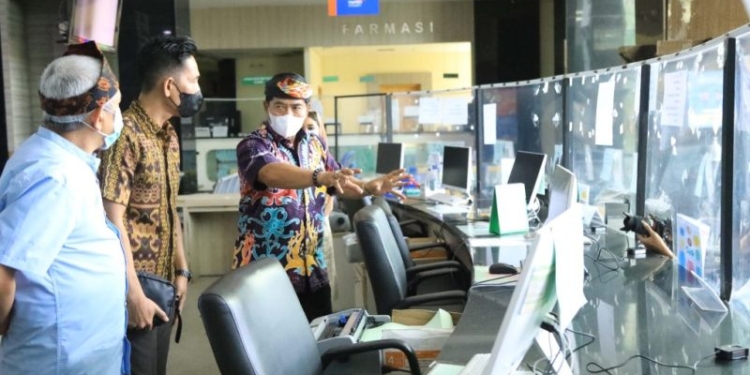 Gubernur Minta OPD Benahi Standar Pelayanan