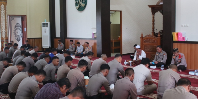 Binrohtal Membentuk Karakter Anggota Polri Yang Humanis