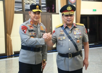 Kapolda Kaltara menghadiri Upacara Serah Terima Jabatan Bapak Wakapolri yang dilanjutkan dengan Tradisi Pengantar Tugas