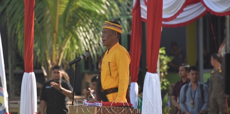 Bupati Syarwani Irup Upacara HUT RI ke-78 di Sekatak Buji