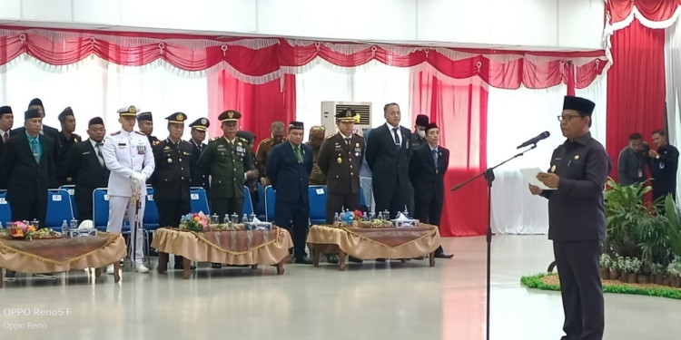 Wabup Hanafiah Kukuhkan 43 Anggota Paskibraka Nunukan