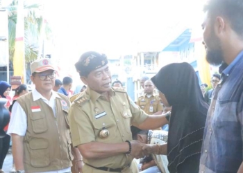 Gubernur Kaltara Sambangi Lokasi Kebakaran dan Beri Bantuan kepada Korban