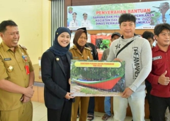 Bupati Laura Dorong Peningkatan Pembudidaya dan Nelayan di Nunukan Melaui Bantuan