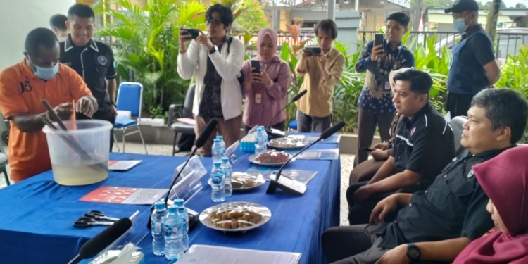 BNNK Tarakan Musnahkan 32 Bungkus Sabu