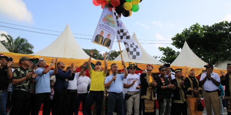 Wali Kota Tarakan Lepas Ribuan Peserta Pawai Budaya
