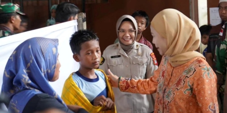 Bupati Laura Apresiasi Bakti Kesehatan AKABRI 91 untuk Negeri