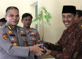 Polda Kaltara Gelar Penanaman Pohon, Bakti Sosial dan Bakti Kesehatan