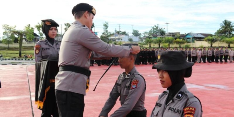 Kapolda Tutup Pelatihan Peningkatan Kemampuan Dasar Bintara Remaja Angkatan 49/53 Tahun 2023