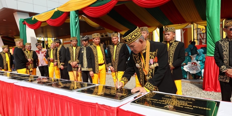 Resmikan Sejumlah Proyek APBD, Jadi Warisan Wali Kota Khairul dan Wawali Effendhi Djuprianto