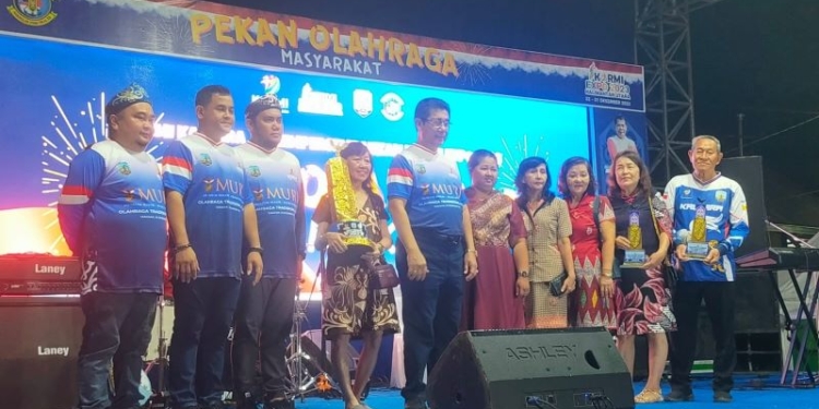 Turnamen Mahjong Berakhir, Serahkan Piala Bergilir Ketua Umum KORMI Kaltara