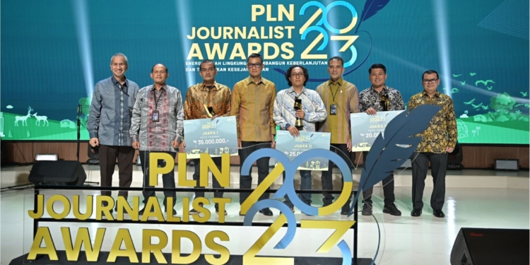 Angkat Tema Energi Ramah Lingkungan, 18 Karya Jurnalistik Terima Penghargaan Direktur Utama dalam PLN Journalist Awards 2023