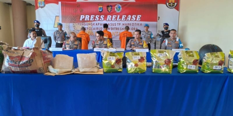 Amankan 2 Tersangka dan Sabu 6 Kg, Aksi Penangkapan Berlangsung Dramatis