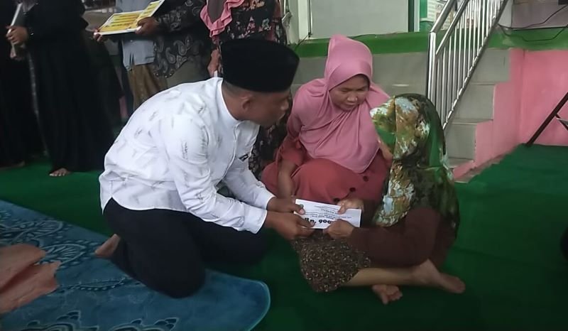 Bupati Syarwani Buka Puasa Bersama Warga Sekatak Buji